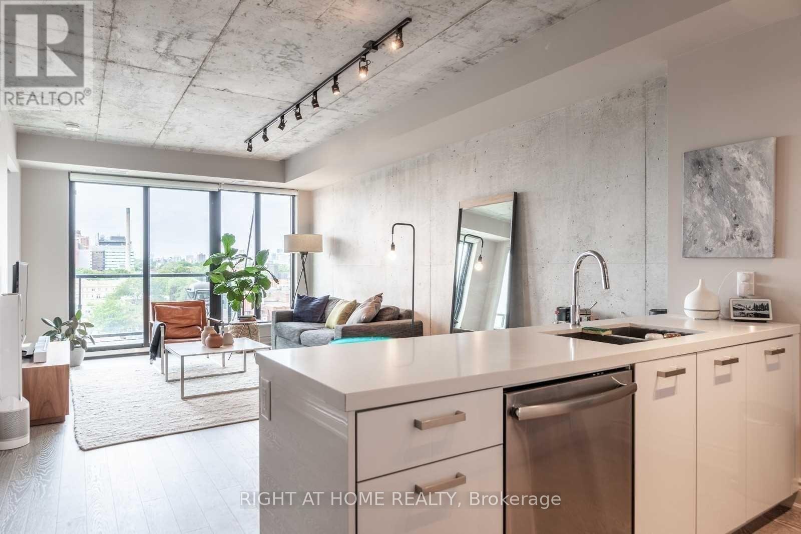 820 - 608 Richmond Street W, Toronto, Ontario  M5V 0N9 - Photo 2 - C13744522