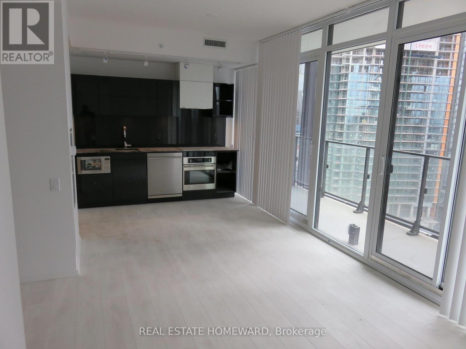 1913 - 125 Peter Street, Toronto, Ontario  M5V 0M2 - Photo 10 - C13744524