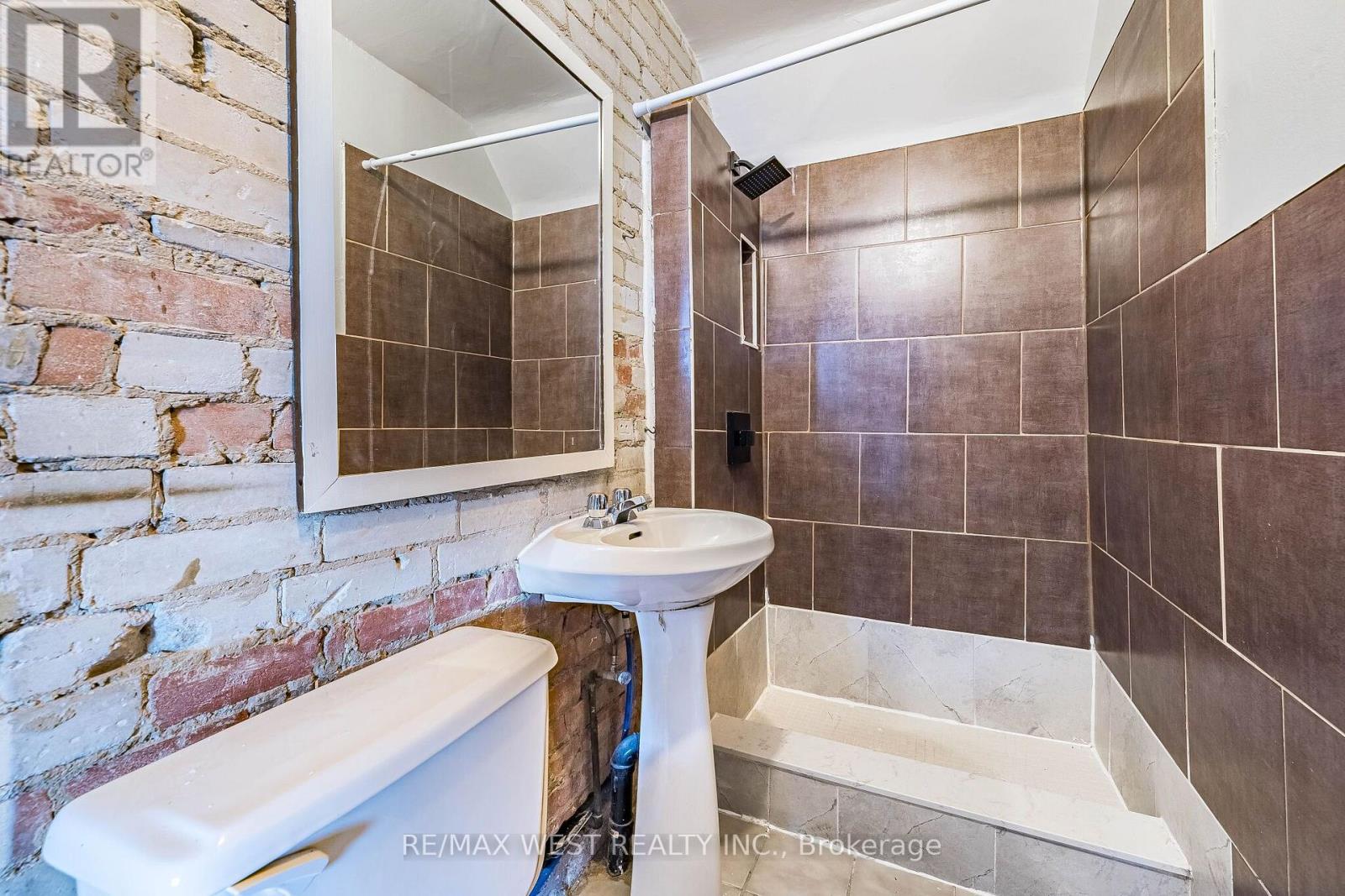 3 - 280 St Clarens Avenue, Toronto, Ontario  M6H 3W3 - Photo 13 - C13744532