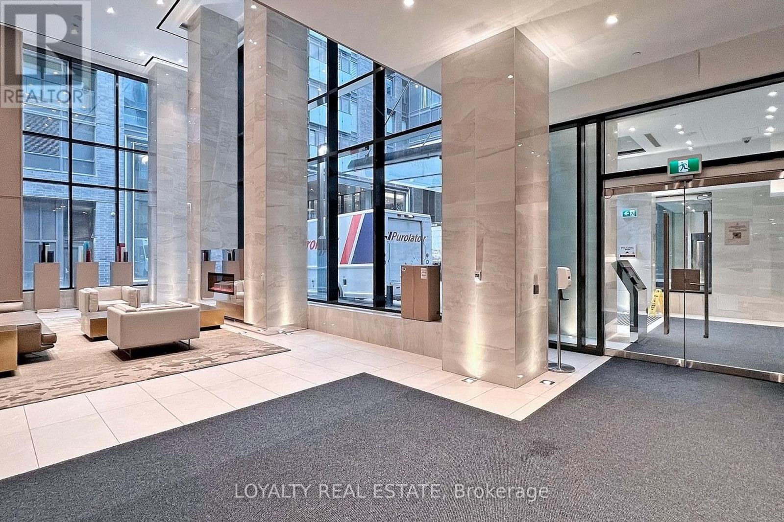 3705 - 115 Blue Jays Way, Toronto, Ontario  M5V 3T3 - Photo 3 - C13744640