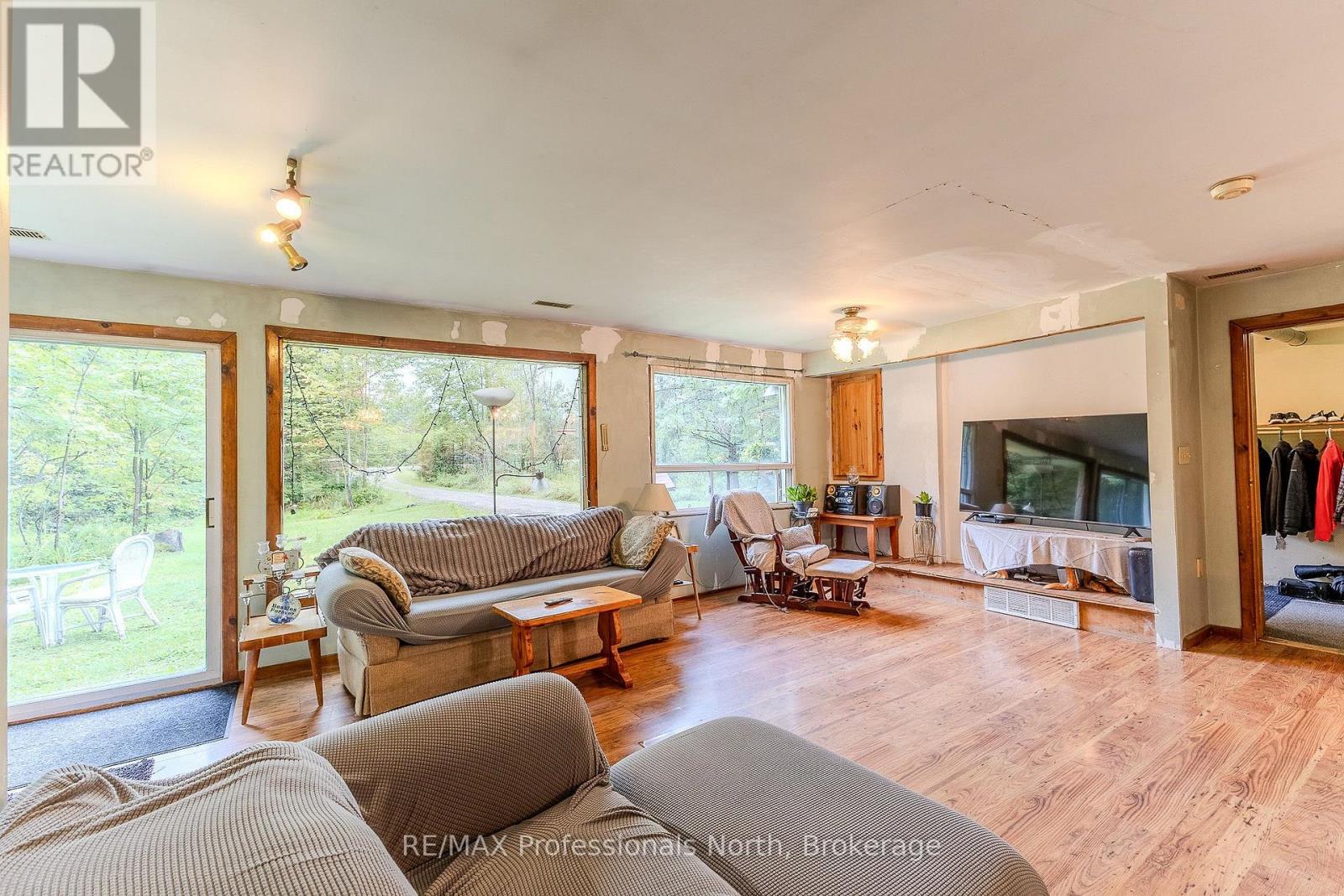 3120 Gelert Road, Minden Hills, Ontario  K0M 2K0 - Photo 13 - X13744546