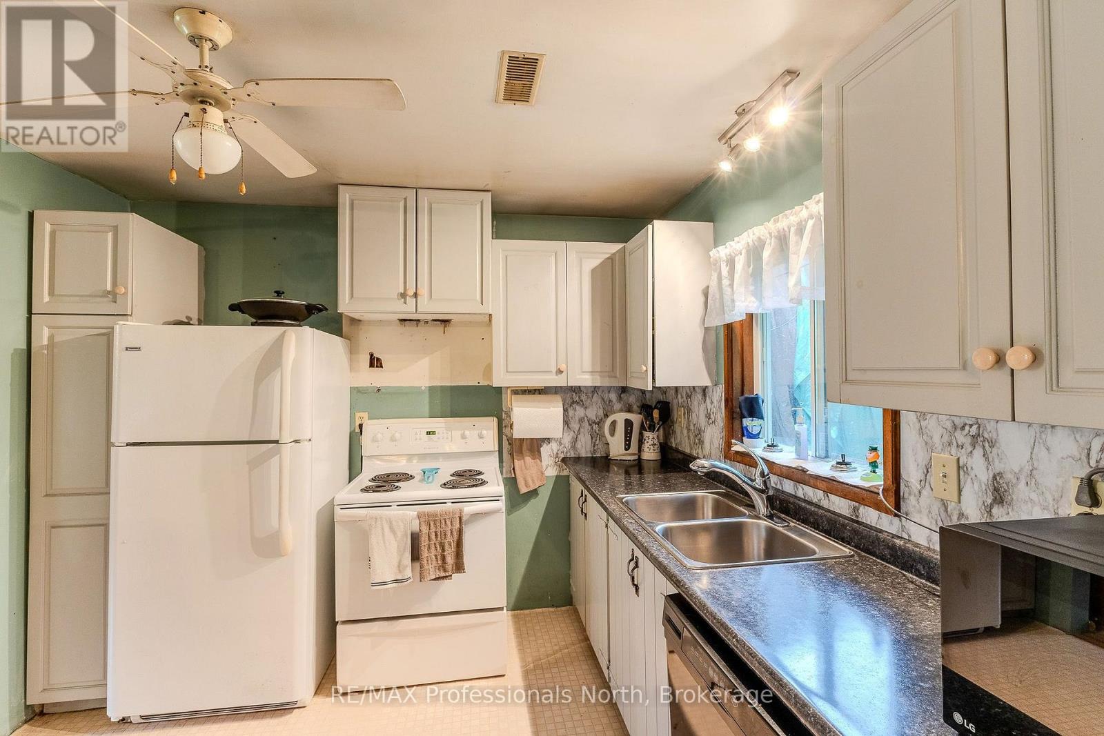 3120 Gelert Road, Minden Hills, Ontario  K0M 2K0 - Photo 16 - X13744546