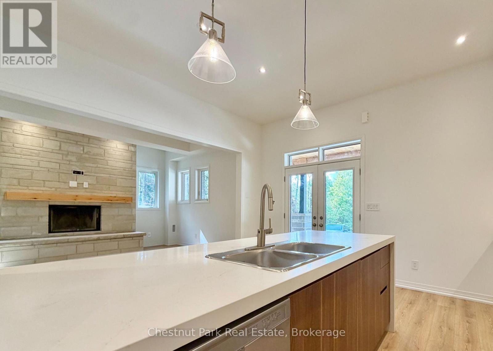 1076 Angel Road, Dysart Et Al, Ontario  K0M 1S0 - Photo 2 - X13744618