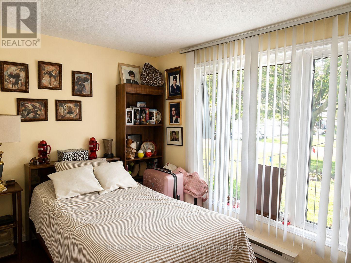17 Pineridge Crescent, Clarington, Ontario  L1B 1B9 - Photo 10 - E13744650