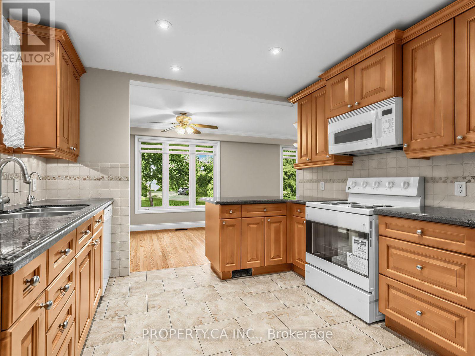 30 Willow Street, East Gwillimbury, Ontario  L9N 1J4 - Photo 15 - N13744632