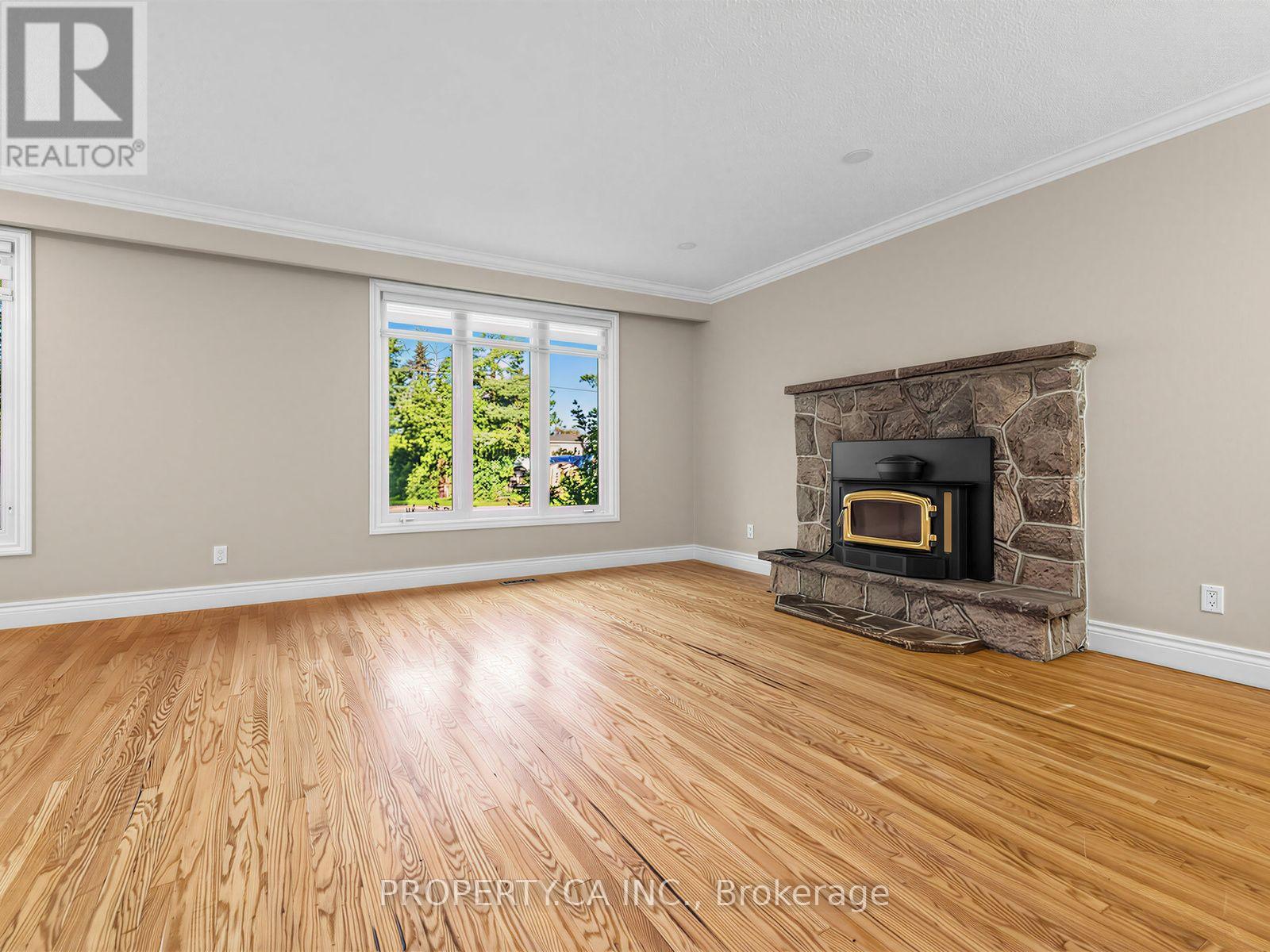 30 Willow Street, East Gwillimbury, Ontario  L9N 1J4 - Photo 6 - N13744632