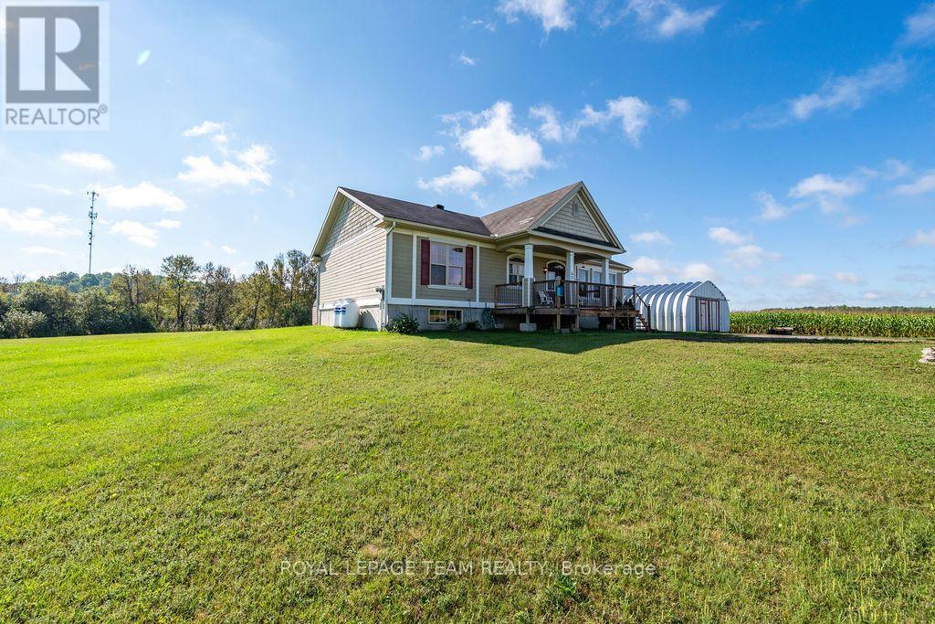 41 Dombroskie Road, Whitewater Region, Ontario K0J 1Y0 - Photo 3 - X13744420