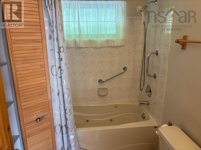 Unit 5 19 Hirtle Drive, Bridgewater, Nova Scotia  B4V 3T7 - Photo 10 - 202622326