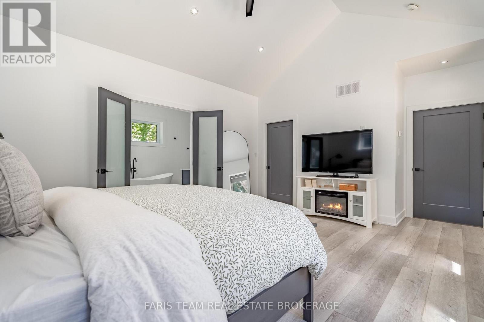 50 Beaufort Crescent, Tiny, Ontario  L9M 1R2 - Photo 17 - S13744350