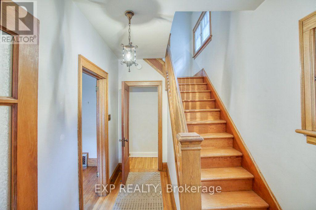 267 Powell Avenue, Ottawa, Ontario  K1S 2A4 - Photo 5 - X13744498