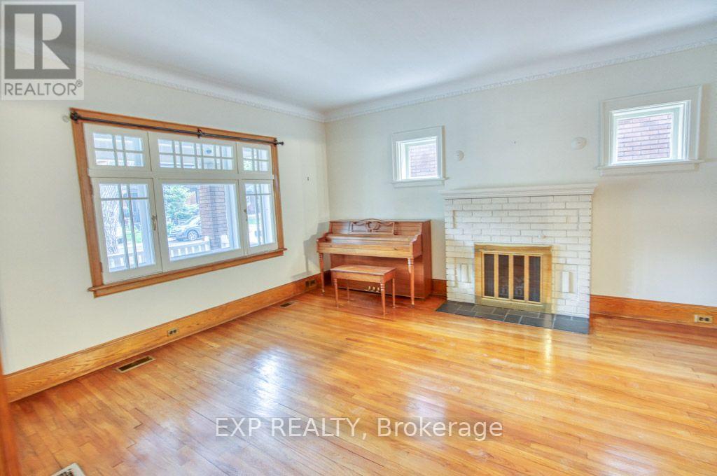267 Powell Avenue, Ottawa, Ontario  K1S 2A4 - Photo 8 - X13744498