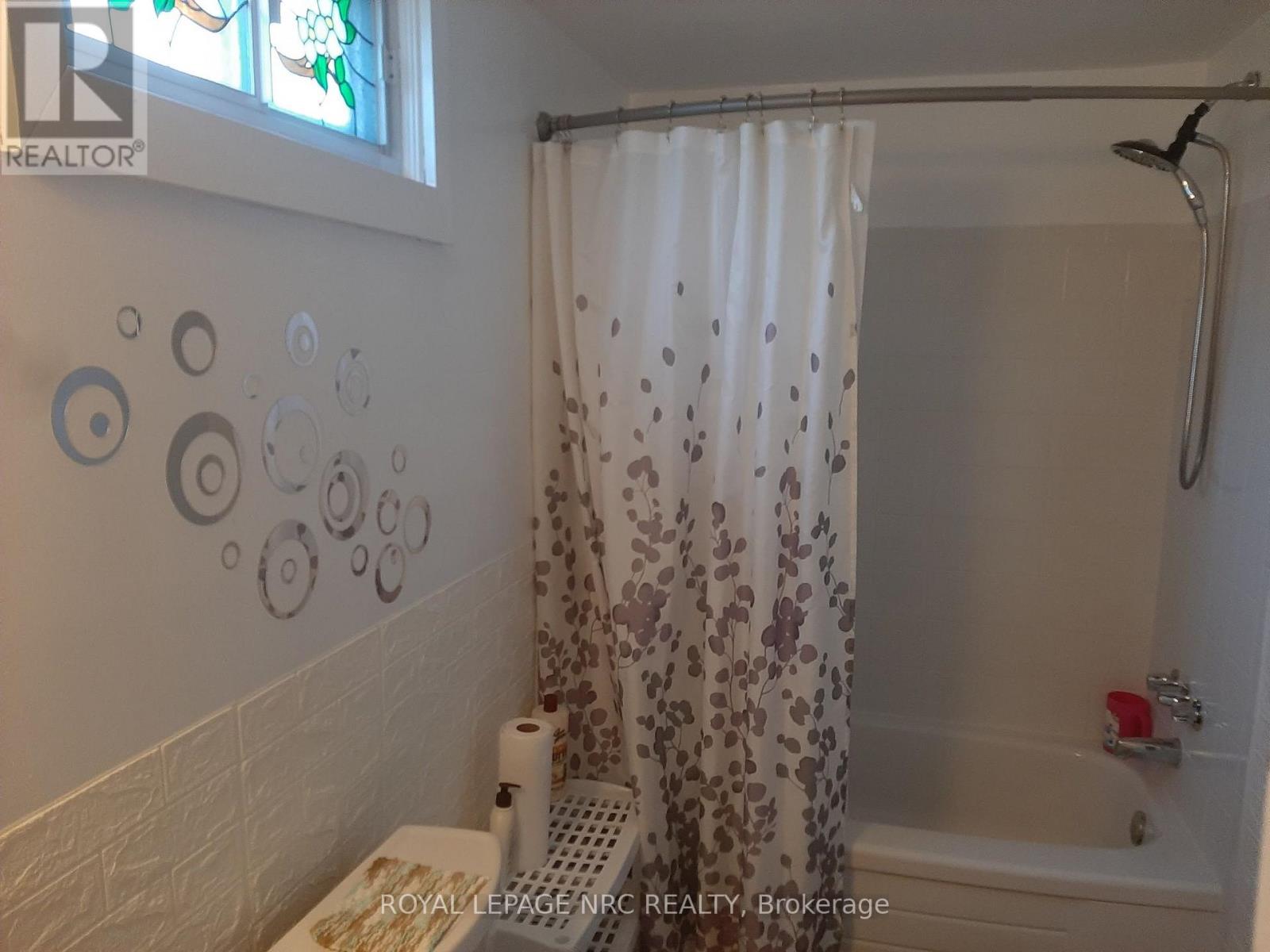 7345 Mountjoy Court, Niagara Falls, Ontario  L2J 3T1 - Photo 25 - X13744512