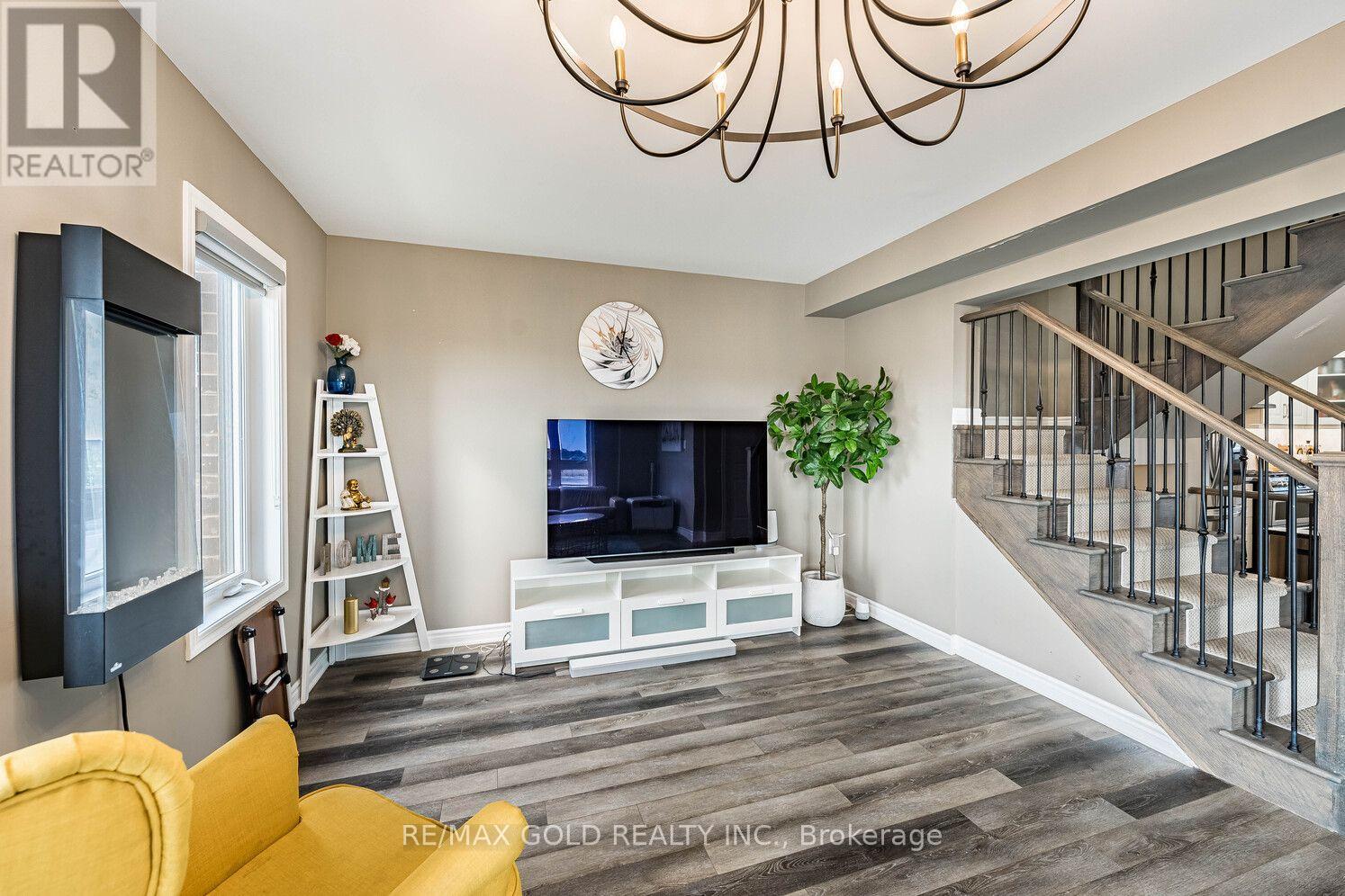 507 Remembrance Road, Brampton, Ontario  L7A 5E6 - Photo 11 - W13744372