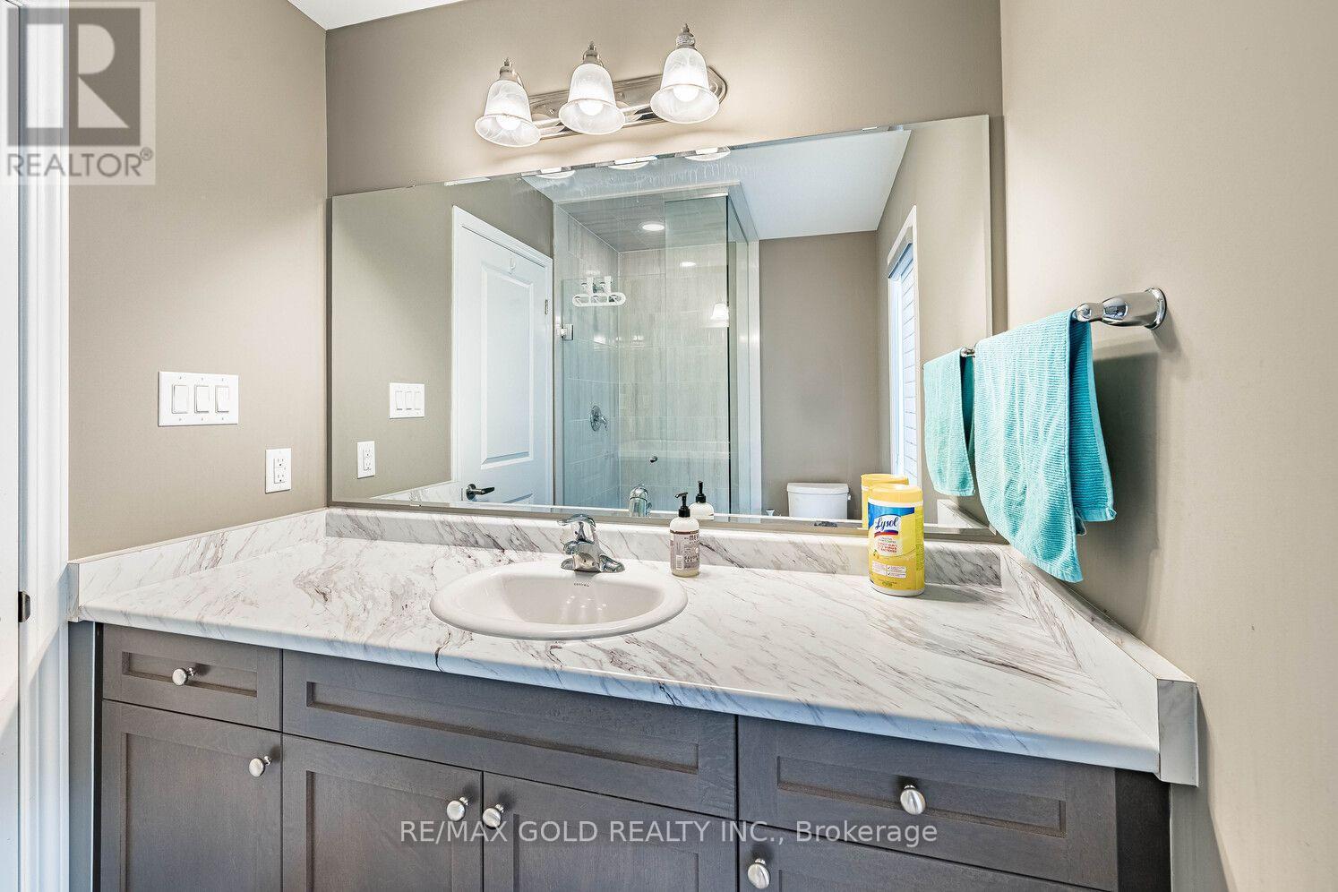 507 Remembrance Road, Brampton, Ontario  L7A 5E6 - Photo 7 - W13744372