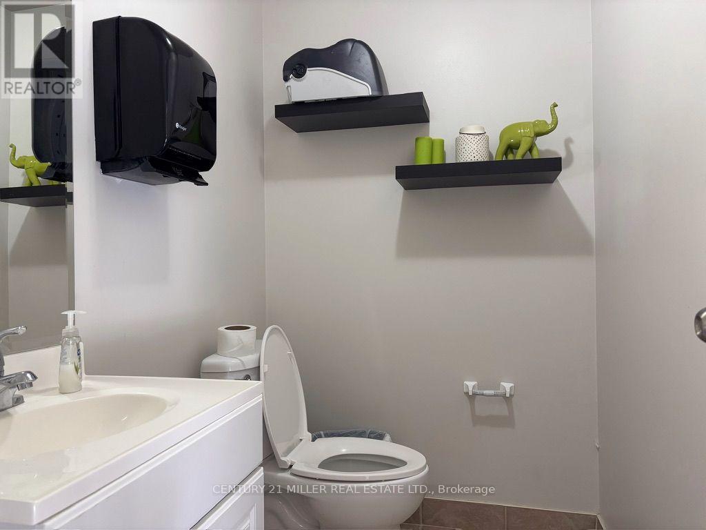 1 - 510 Speers Road, Oakville, Ontario  L6K 2G3 - Photo 5 - W13744384
