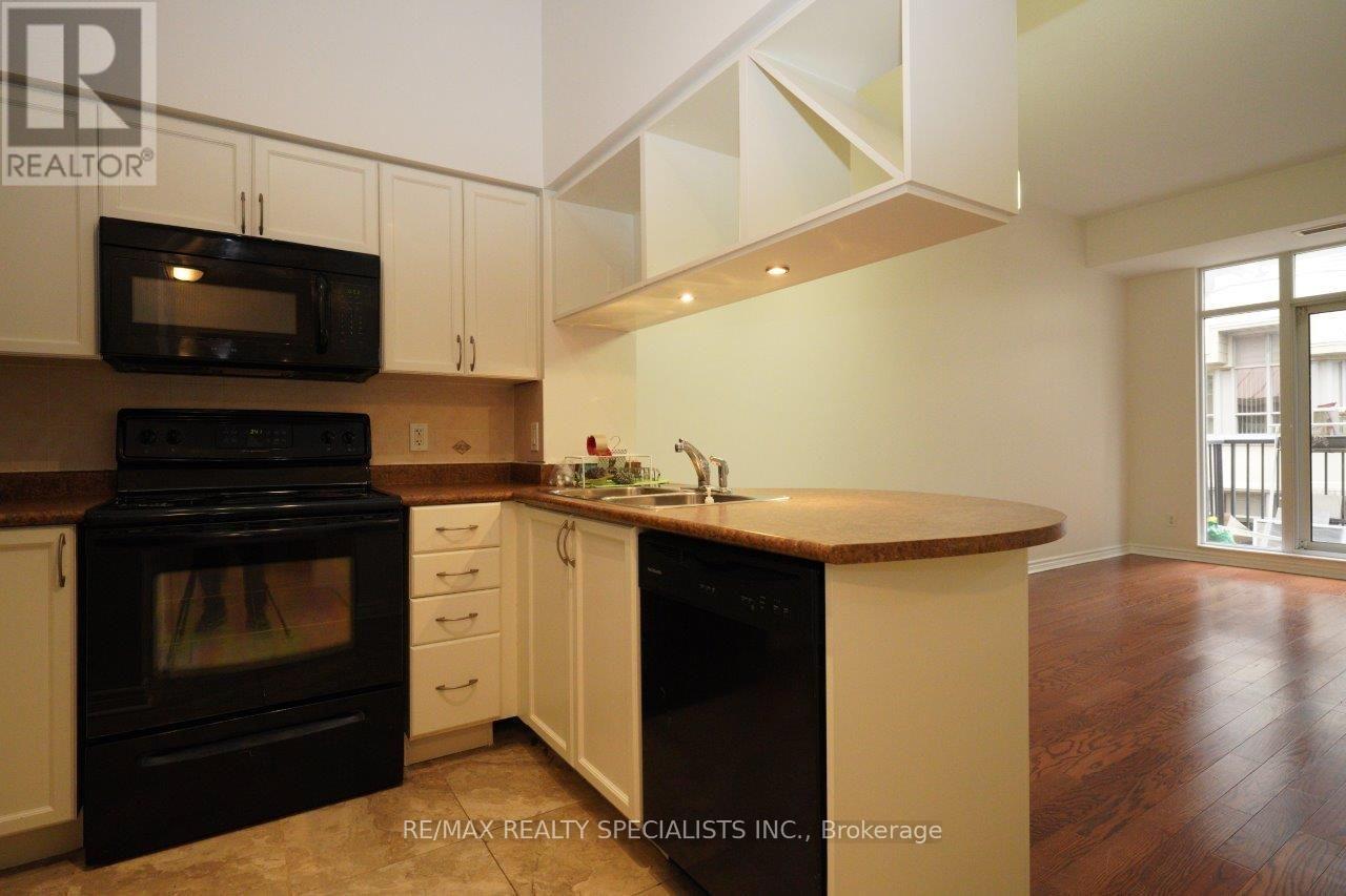 320 - 330 Princess Royal Drive, Mississauga, Ontario  L5B 4P7 - Photo 15 - W13744400