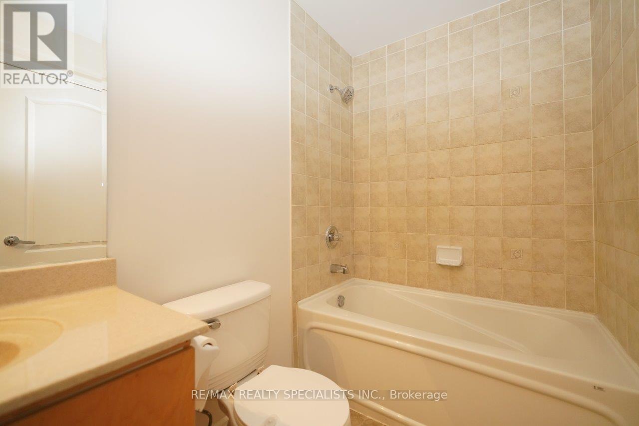 320 - 330 Princess Royal Drive, Mississauga, Ontario  L5B 4P7 - Photo 24 - W13744400