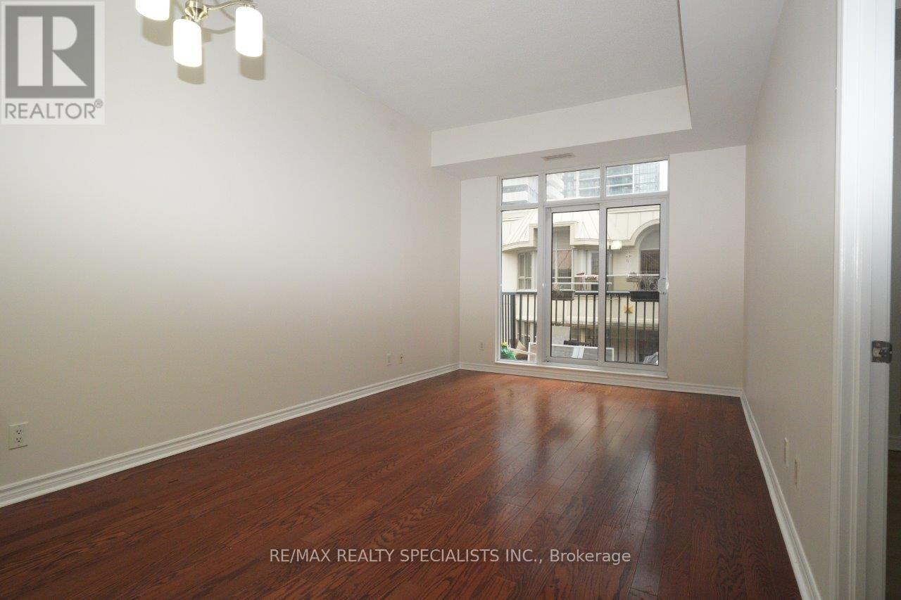 320 - 330 Princess Royal Drive, Mississauga, Ontario  L5B 4P7 - Photo 8 - W13744400