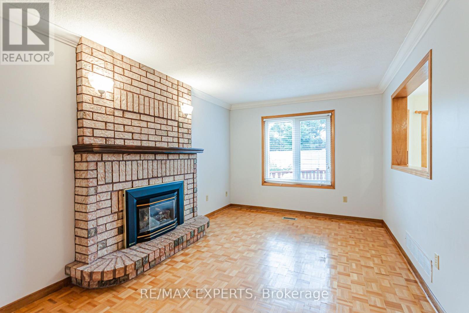 1343 Greenwood Crescent, Oakville, Ontario  L6J 6V4 - Photo 16 - W13744402
