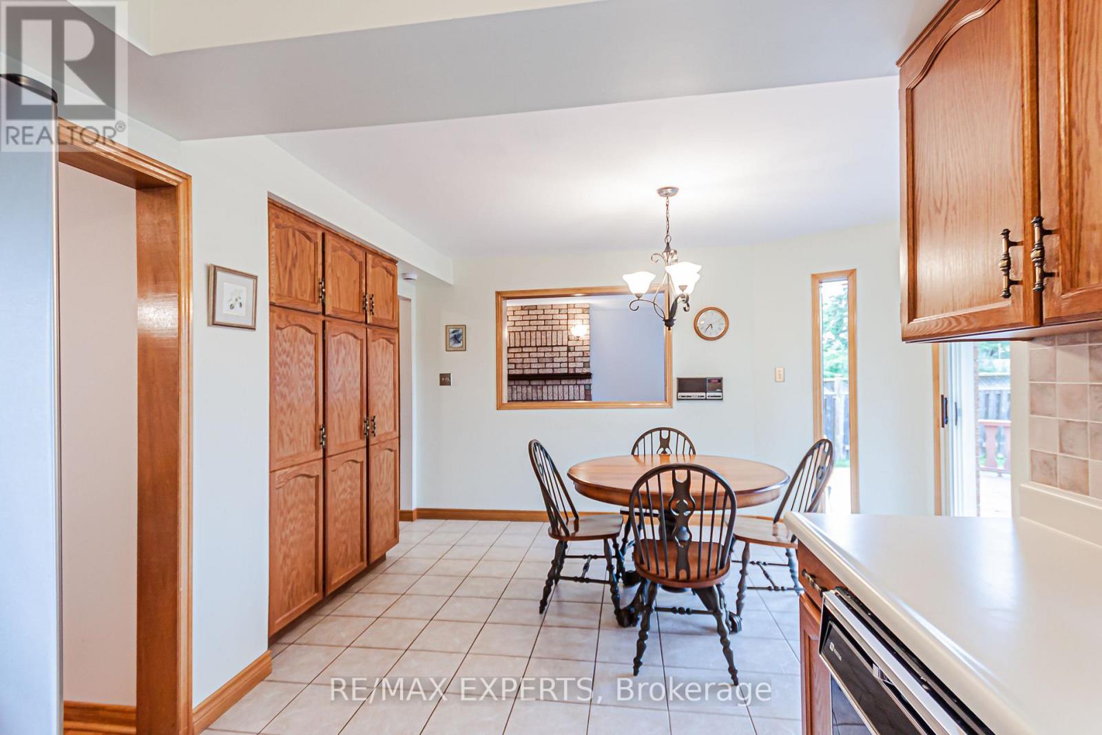 1343 Greenwood Crescent, Oakville, Ontario  L6J 6V4 - Photo 19 - W13744402