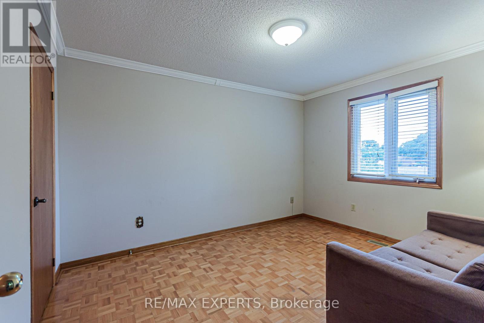 1343 Greenwood Crescent, Oakville, Ontario  L6J 6V4 - Photo 27 - W13744402