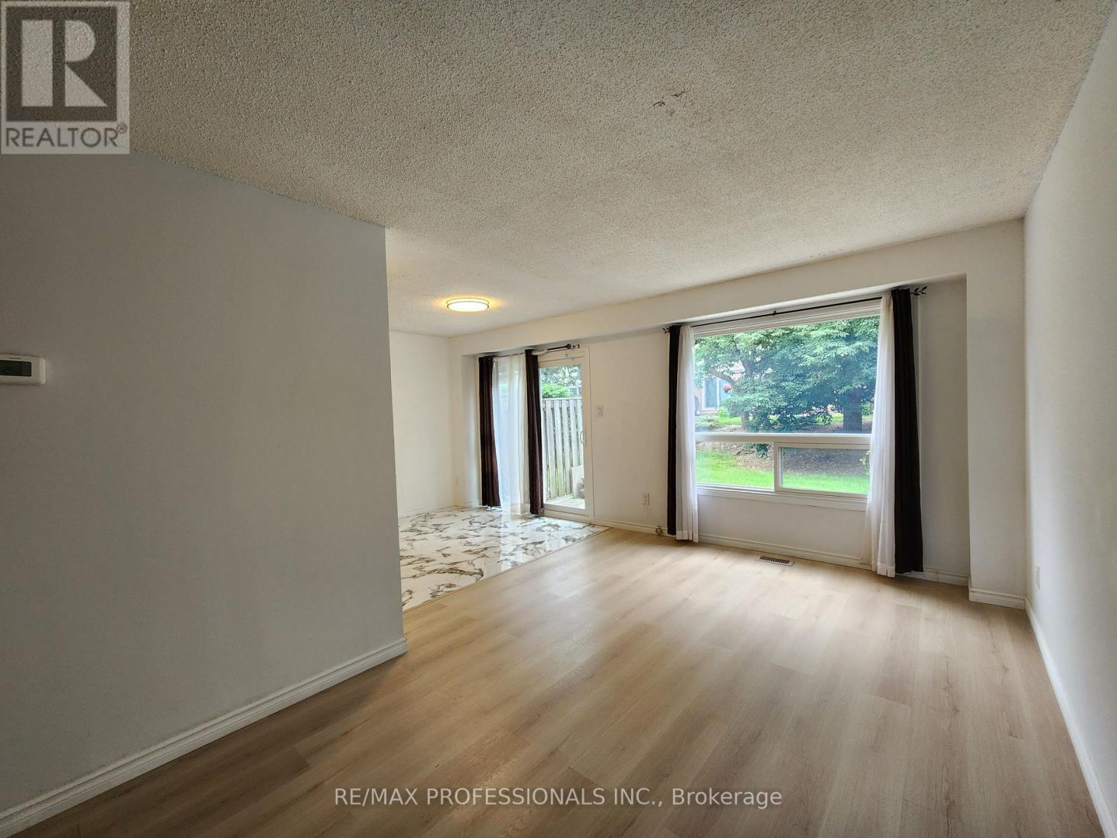 31 Upper - 3079 Fifth Line W, Mississauga, Ontario  L5L 3T1 - Photo 4 - W13744424