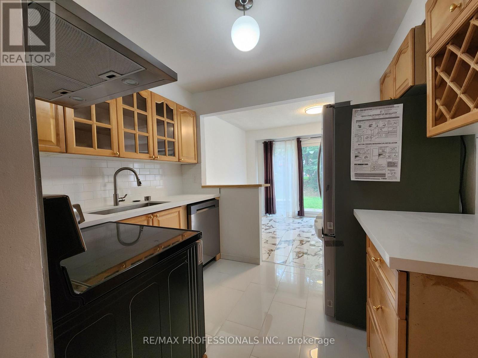 31 Upper - 3079 Fifth Line W, Mississauga, Ontario  L5L 3T1 - Photo 7 - W13744424
