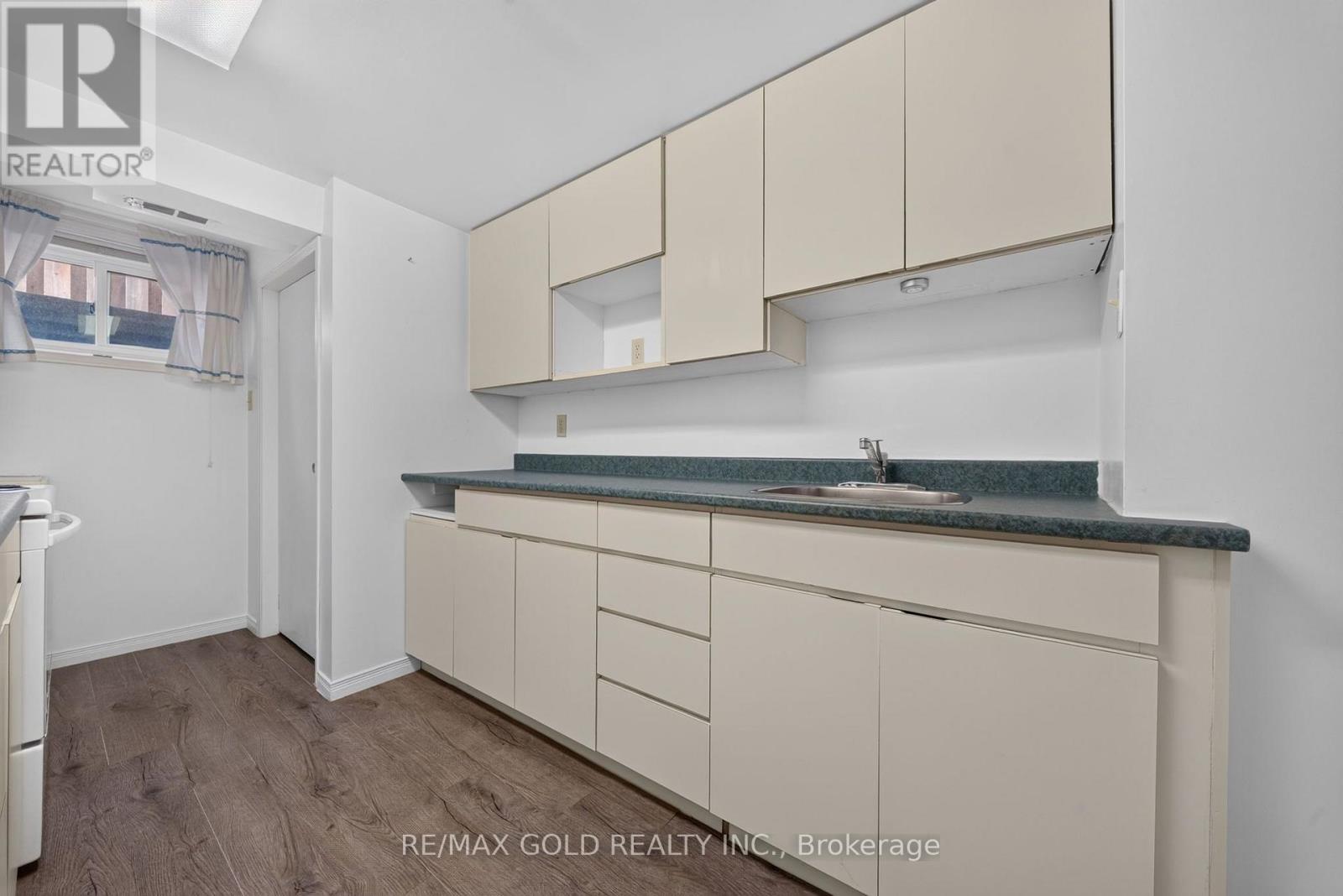 29 Treleaven Drive, Brampton, Ontario  L6Y 1X7 - Photo 46 - W13744428