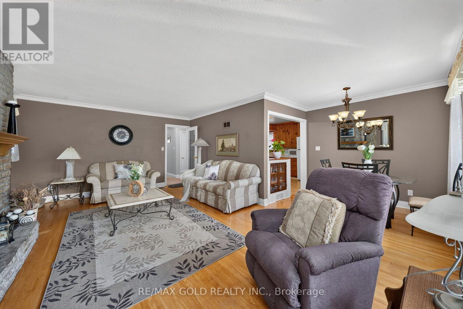 29 Treleaven Drive, Brampton, Ontario  L6Y 1X7 - Photo 6 - W13744428