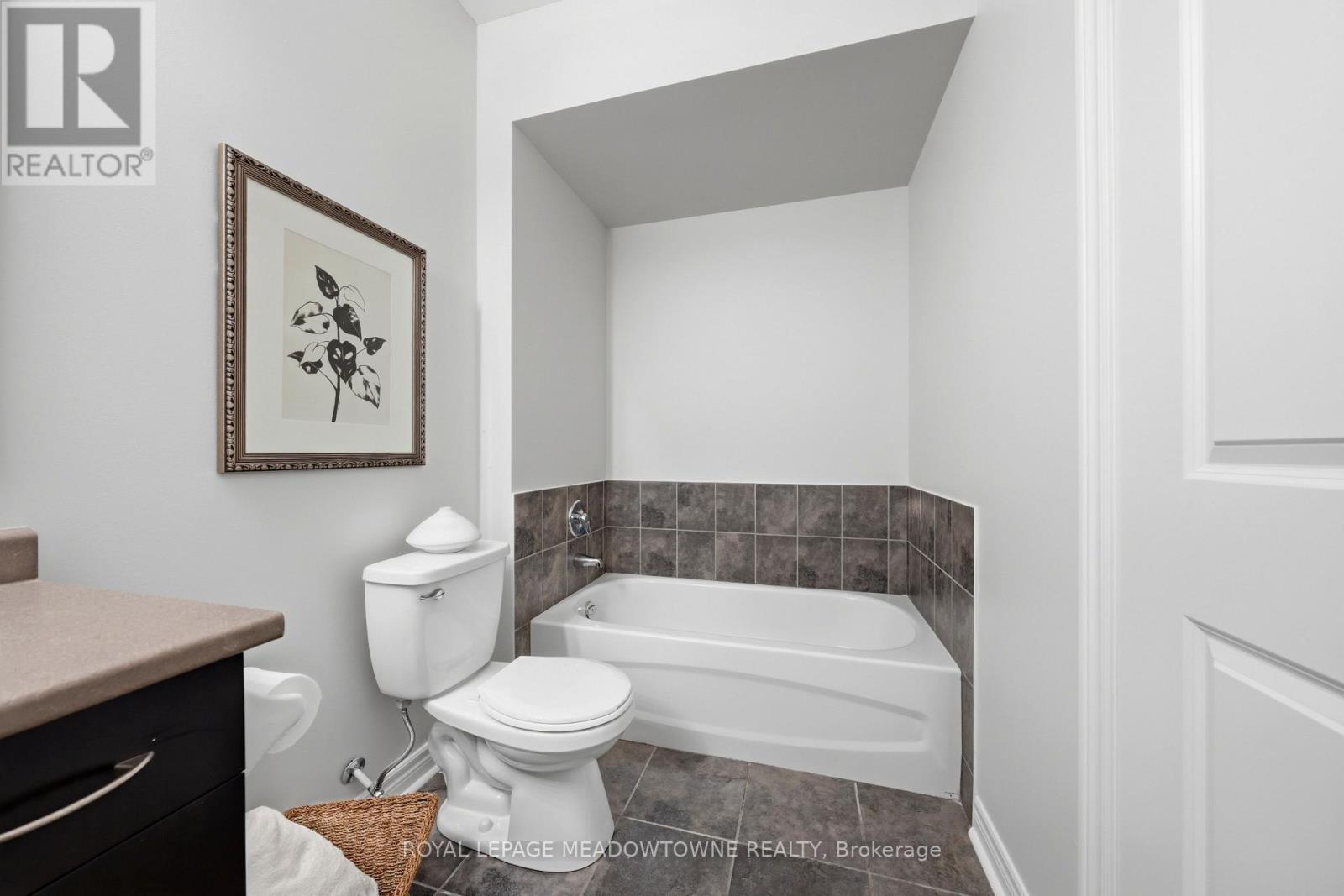 313 - 383 Main Street E, Milton, Ontario  L9T 8K8 - Photo 27 - W13744430