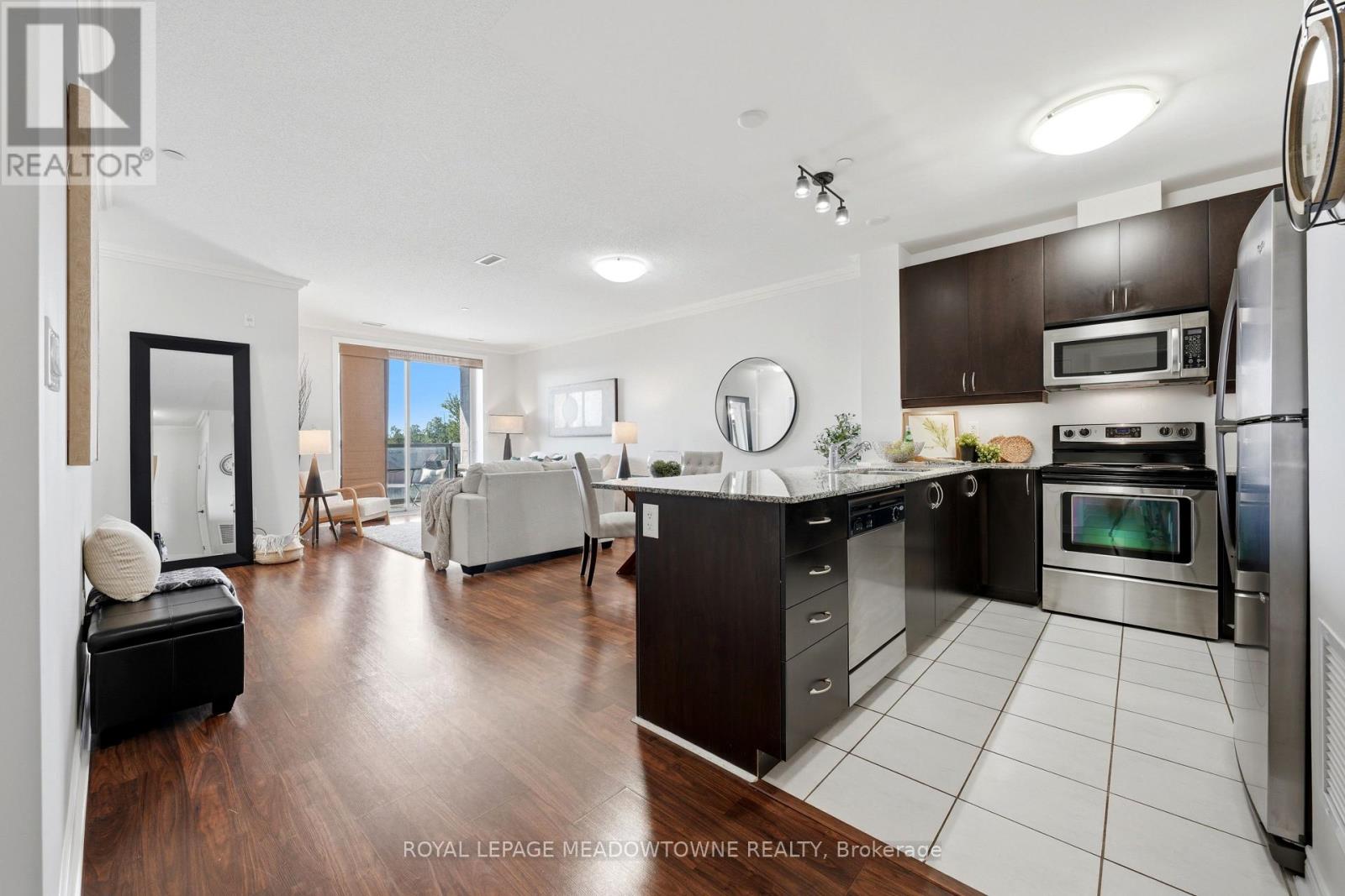313 - 383 Main Street E, Milton, Ontario  L9T 8K8 - Photo 7 - W13744430