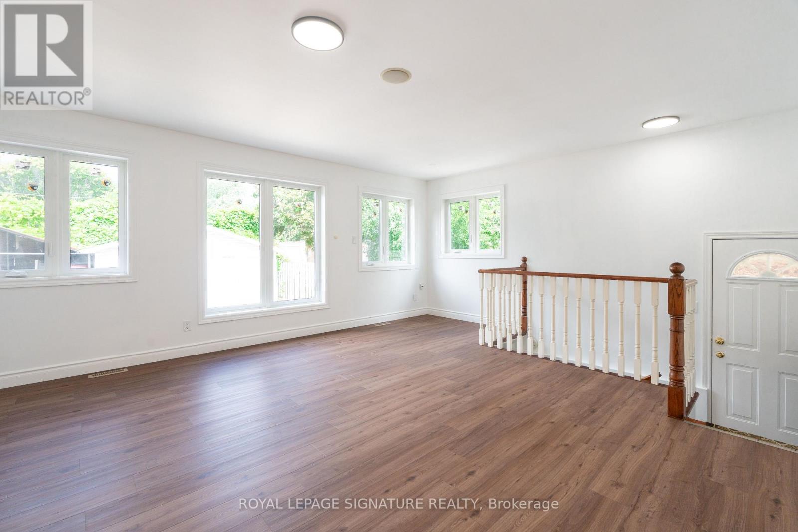 674 Abana Road, Mississauga, Ontario  L5A 1H4 - Photo 5 - W13744488