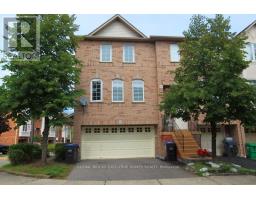 111 - 80 ACORN PLACE, Mississauga, Ontario