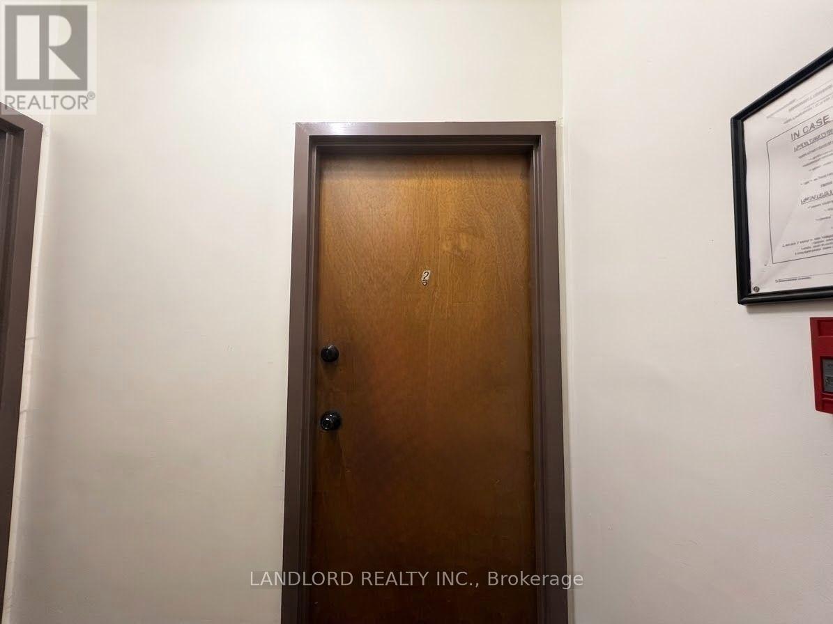 2 - 73 Roncesvalles Avenue, Toronto, Ontario  M6R 2K6 - Photo 17 - W13550692