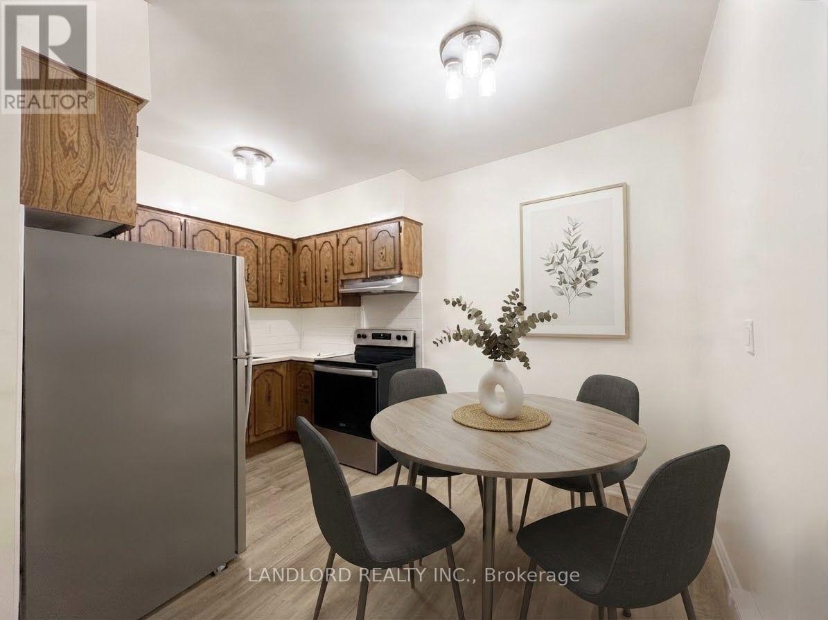 2 - 73 Roncesvalles Avenue, Toronto, Ontario  M6R 2K6 - Photo 6 - W13550692