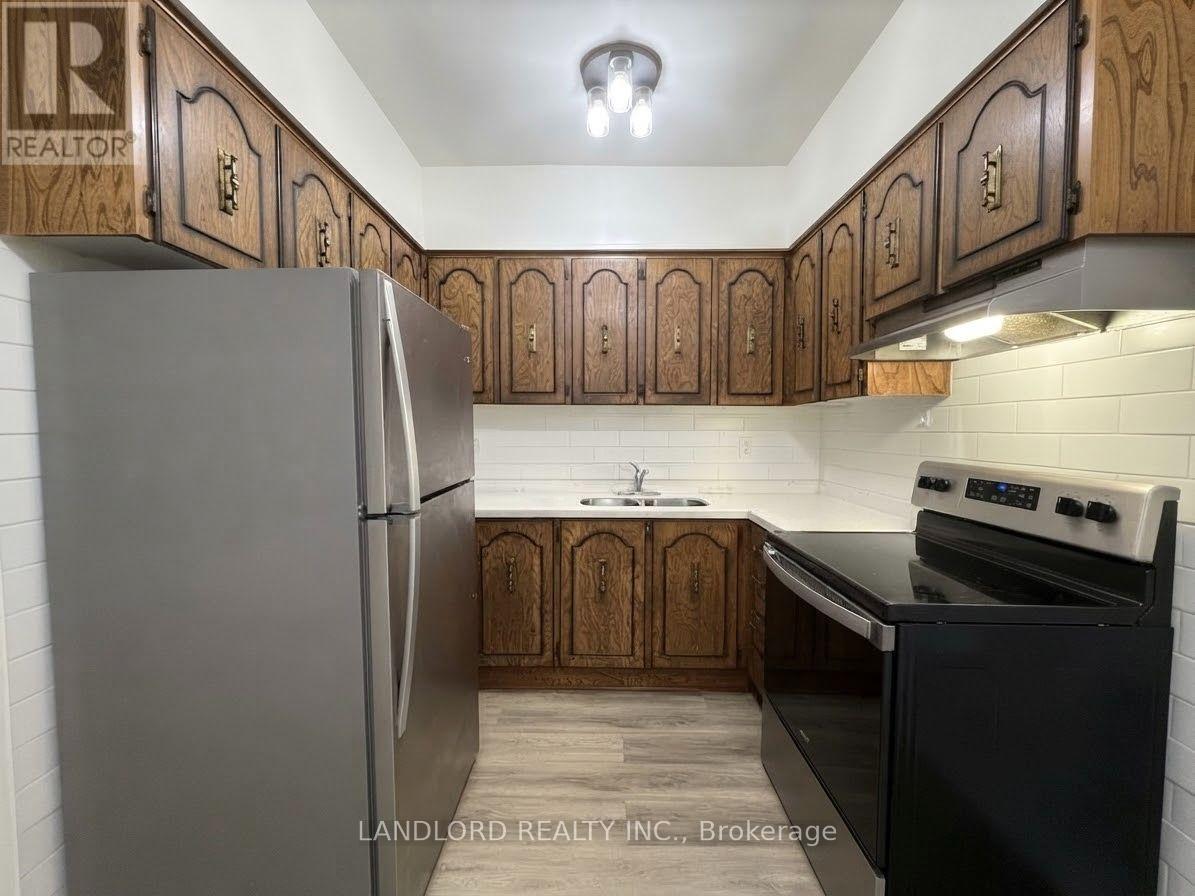 2 - 73 Roncesvalles Avenue, Toronto, Ontario  M6R 2K6 - Photo 8 - W13550692