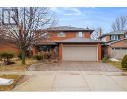 47 SANDY DRIVE, Hamilton, Ontario