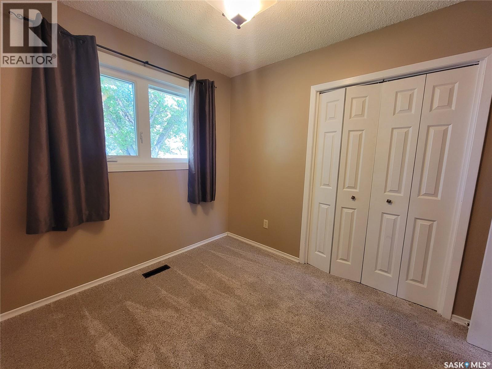 2212 95th Street, North Battleford, Saskatchewan  S9A 3K5 - Photo 12 - SK047485