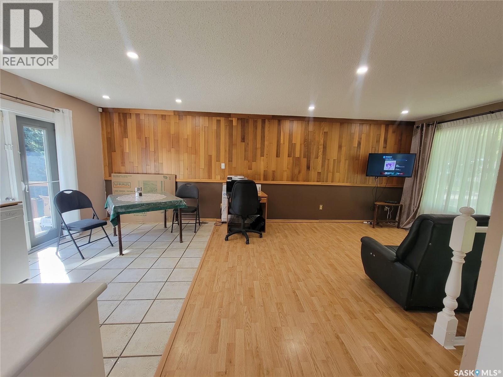 2212 95th Street, North Battleford, Saskatchewan  S9A 3K5 - Photo 7 - SK047485