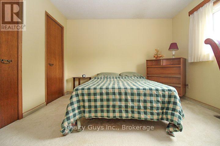 72 Shelter Bay Street, Kawartha Lakes, Ontario  K0L 2W0 - Photo 12 - X13744676
