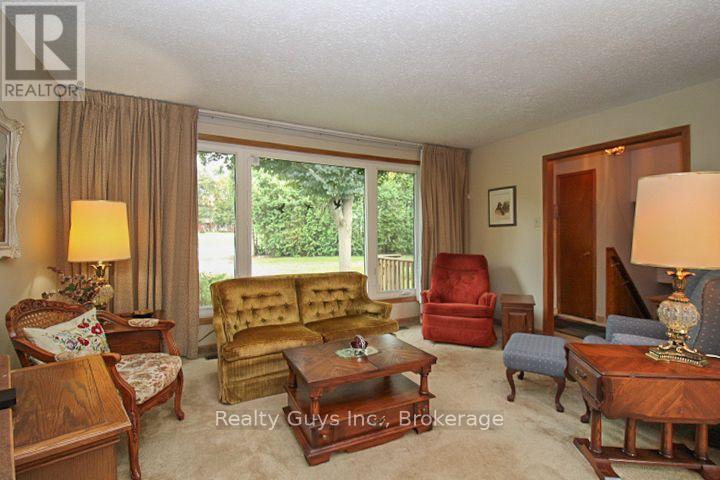 72 Shelter Bay Street, Kawartha Lakes, Ontario  K0L 2W0 - Photo 4 - X13744676