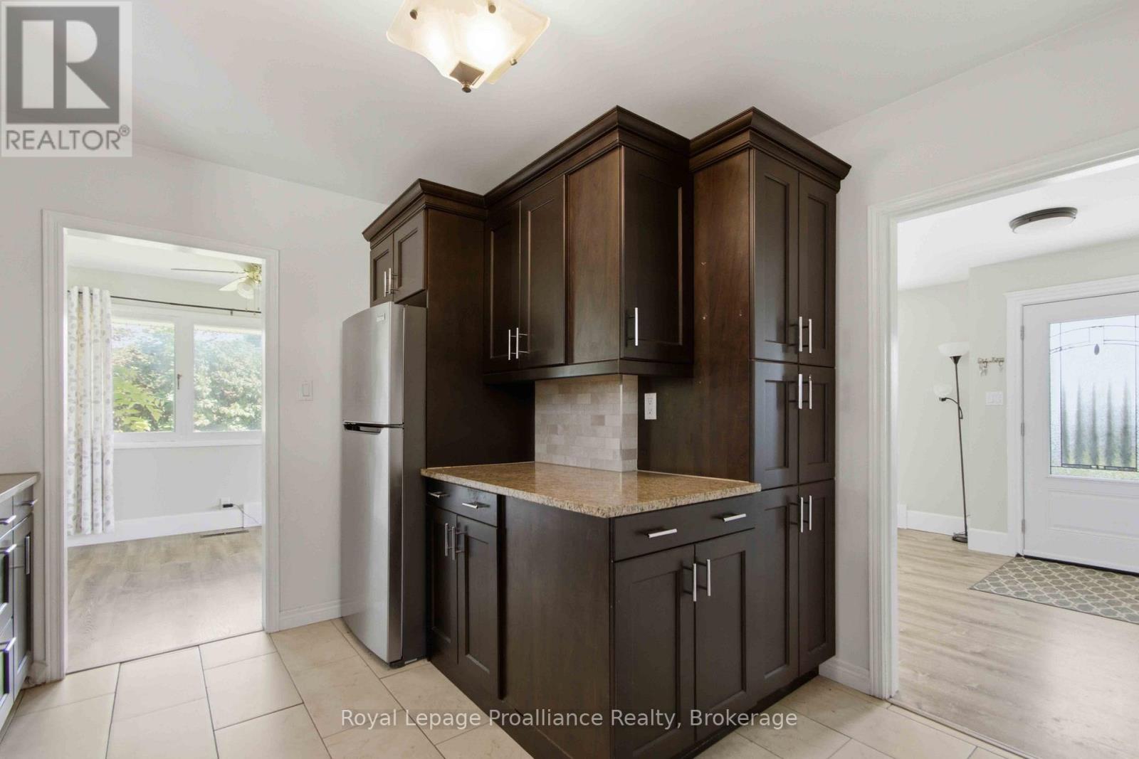 302 King Street, Quinte West, Ontario  K8V 3X5 - Photo 17 - X13744720