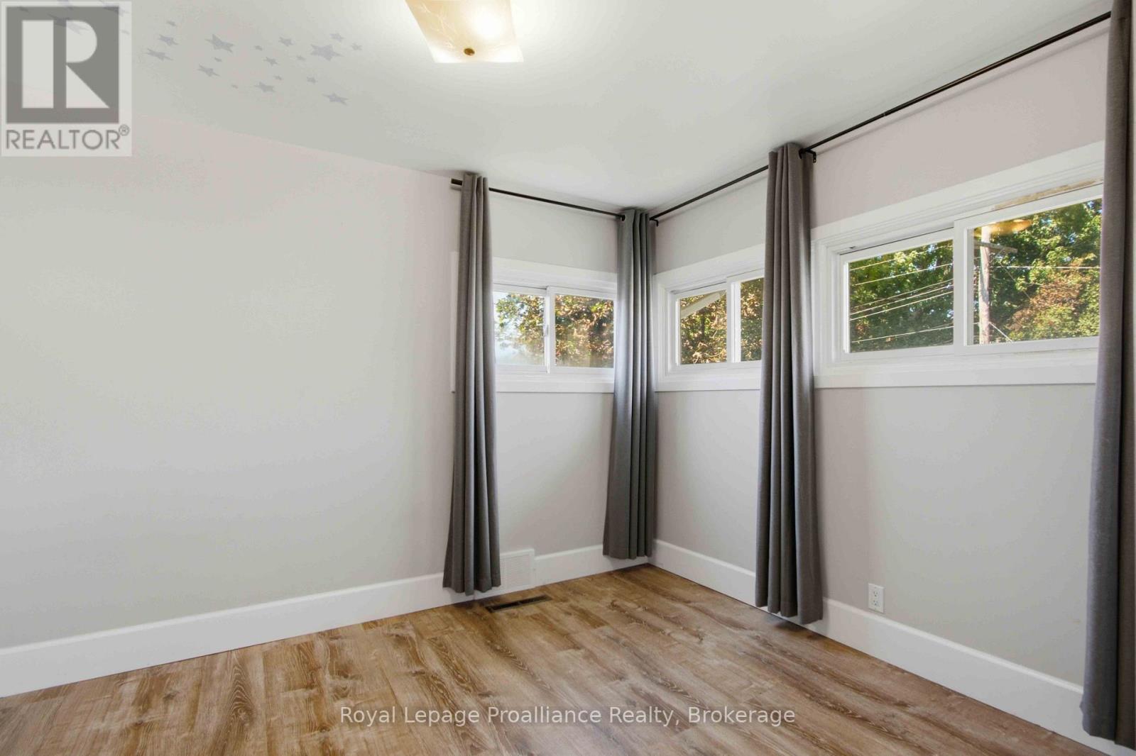 302 King Street, Quinte West, Ontario  K8V 3X5 - Photo 20 - X13744720