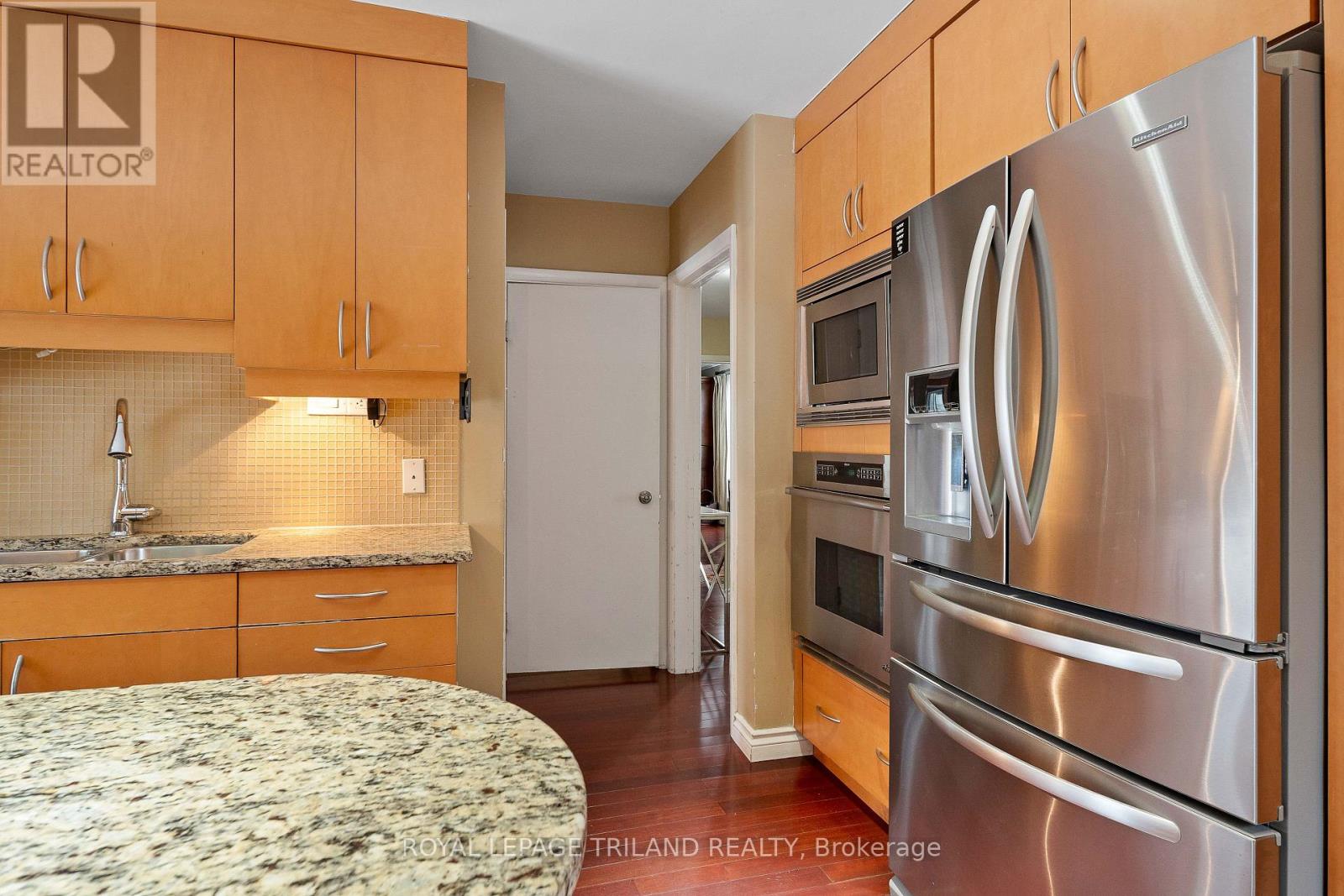 1104 The Parkway, London East, Ontario  N6A 2X3 - Photo 13 - X13744778