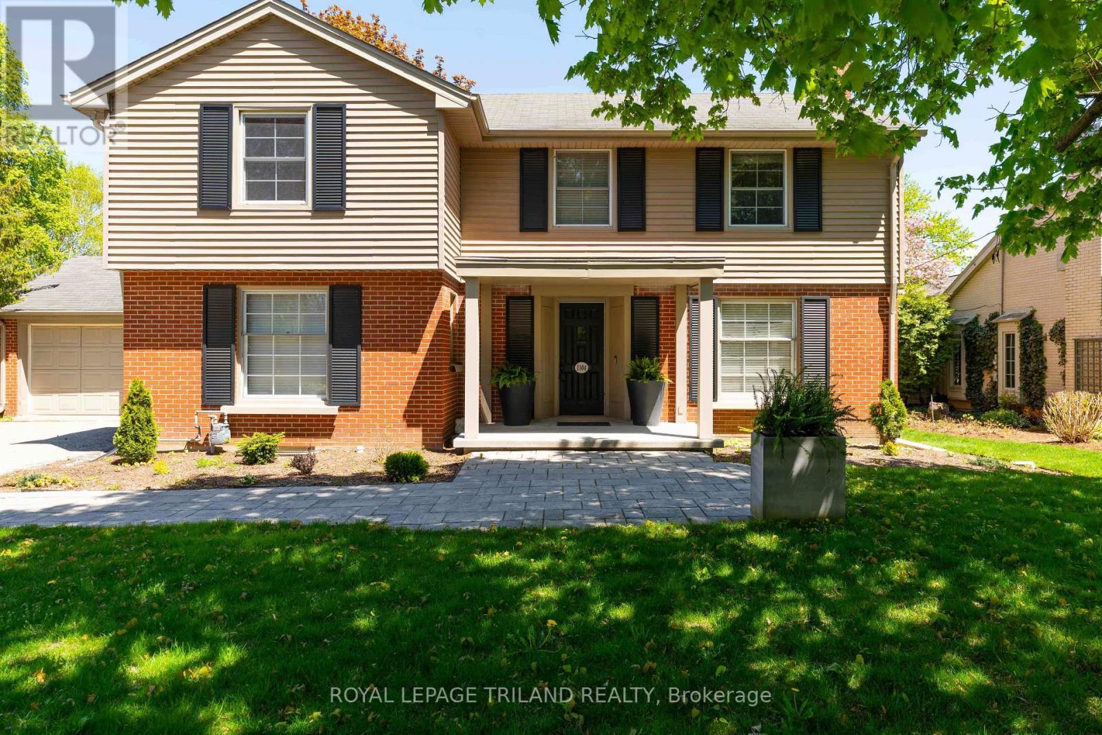 1104 The Parkway, London East, Ontario  N6A 2X3 - Photo 2 - X13744778