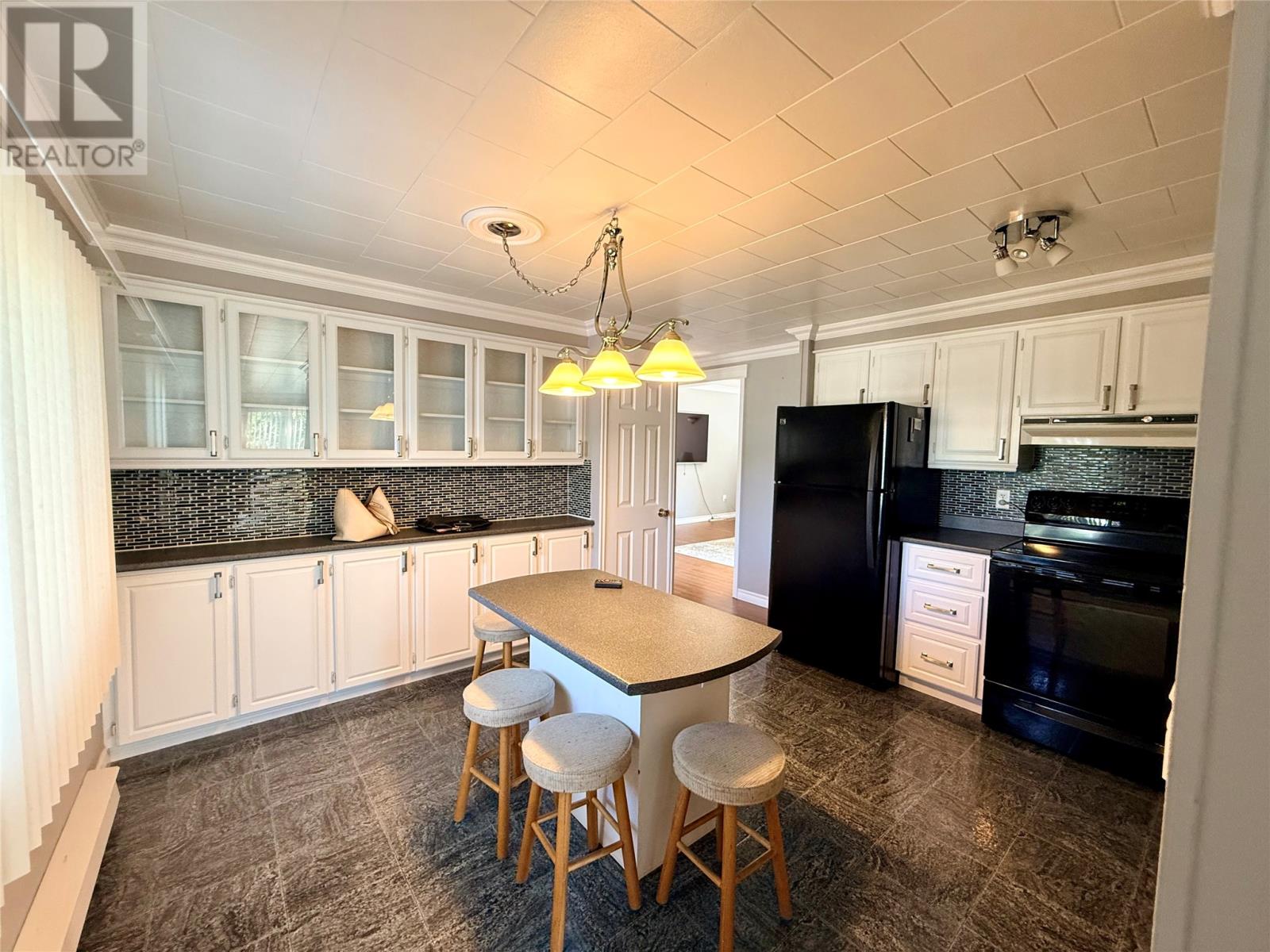 54 PREMIER Drive, South Brook — photo 13