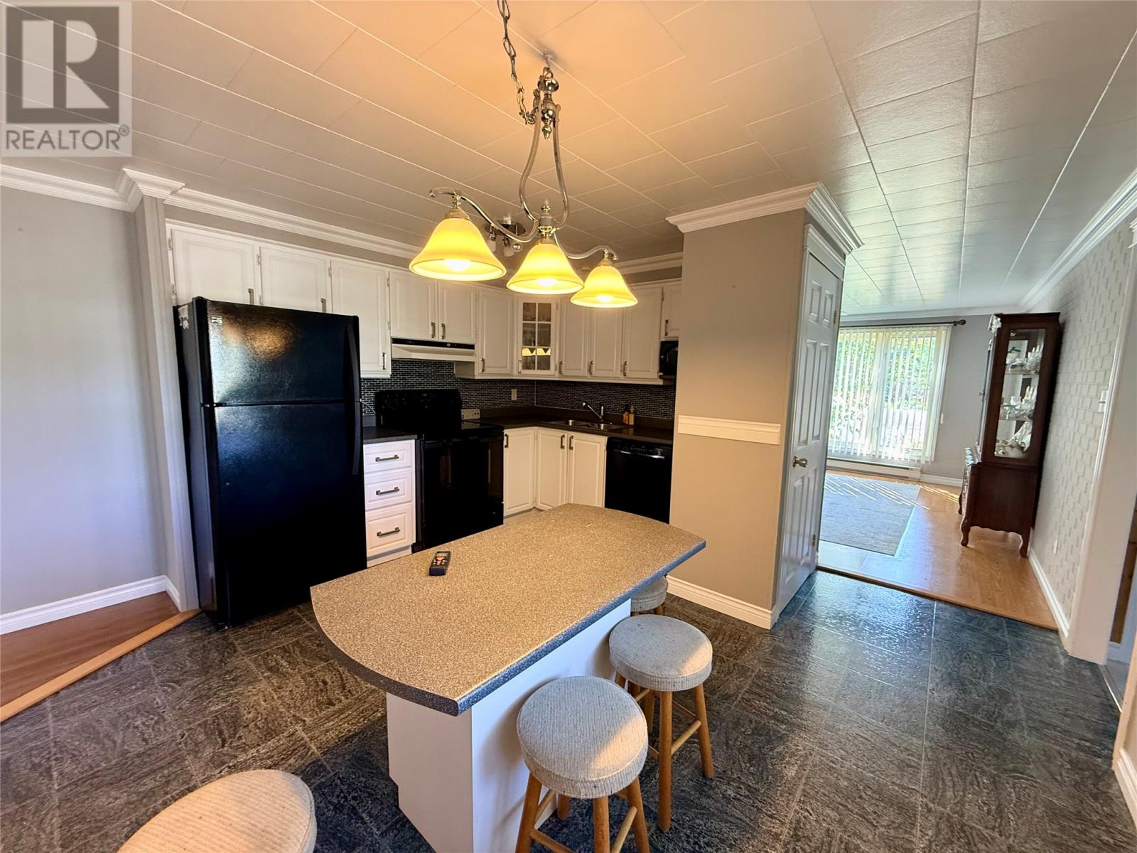 54 PREMIER Drive, South Brook — photo 16