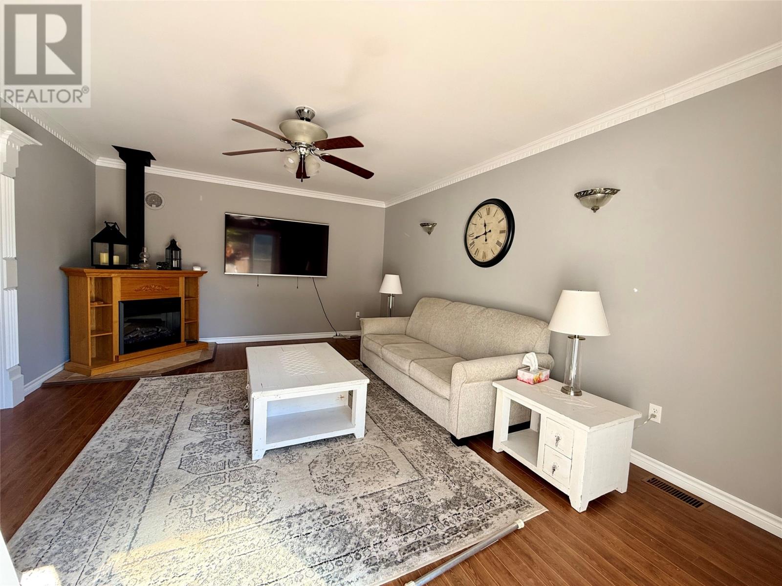 54 PREMIER Drive, South Brook — photo 21