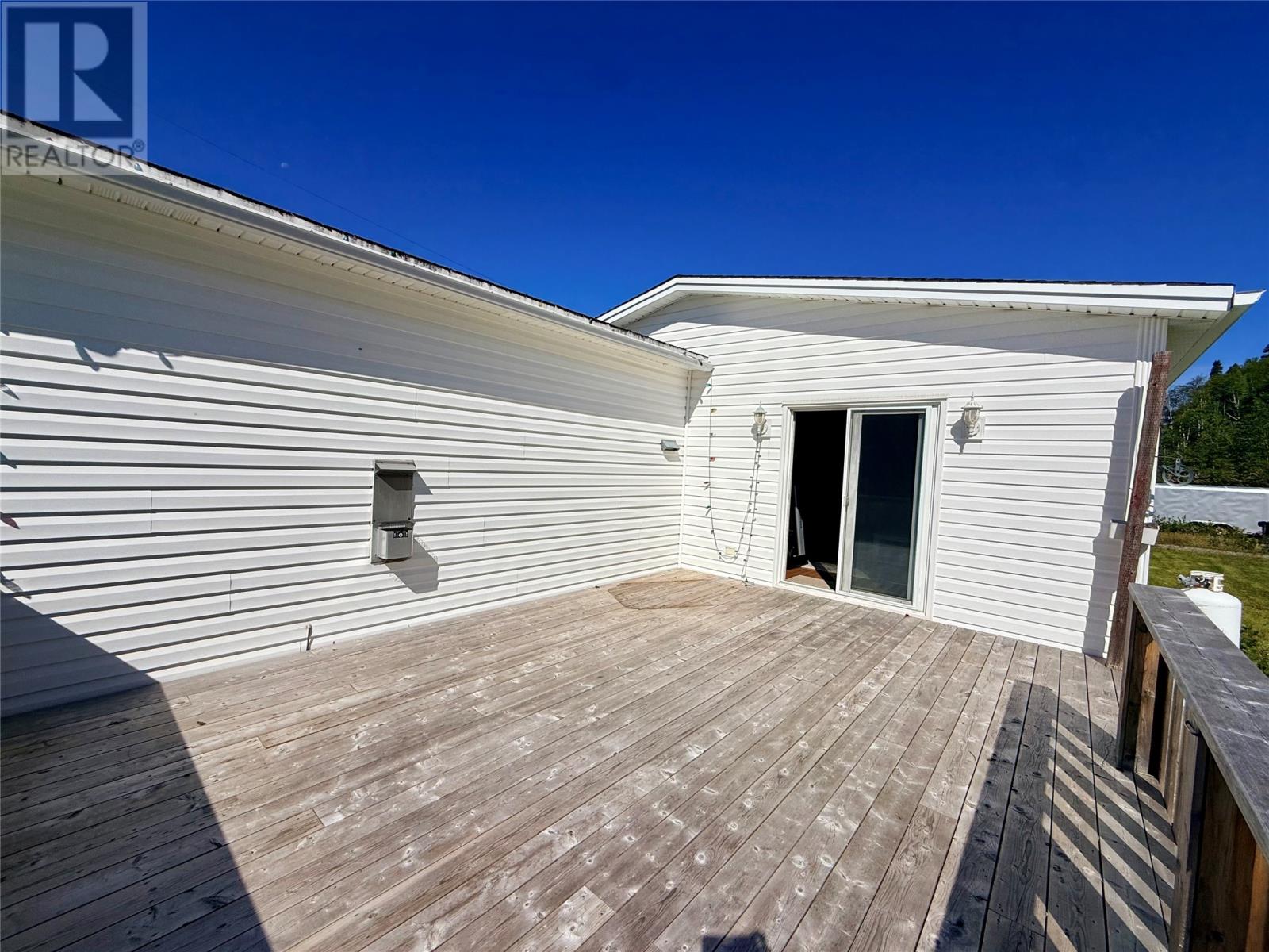 54 PREMIER Drive, South Brook — photo 24