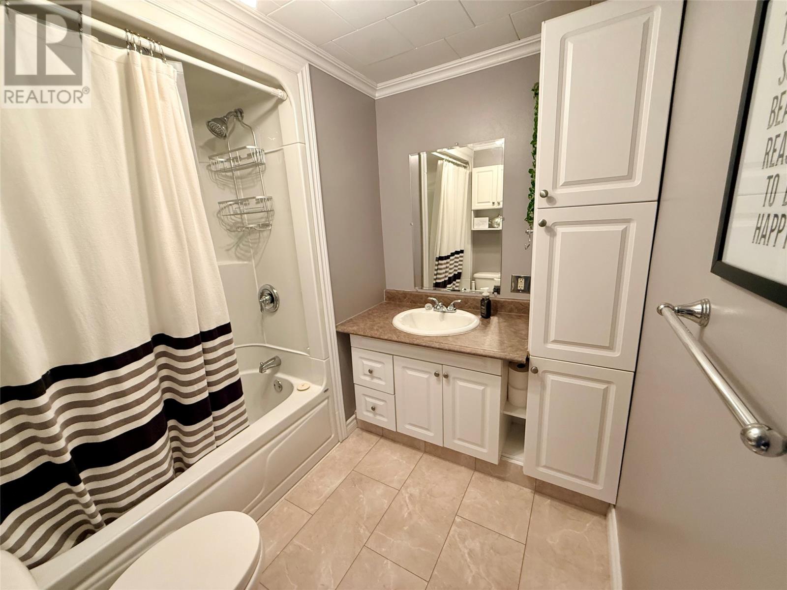 54 PREMIER Drive, South Brook — photo 38